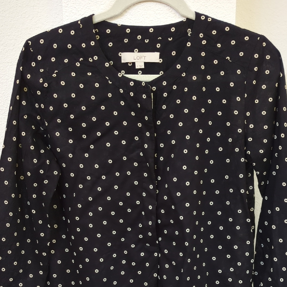 LOFT Black and Cream Patterned Top, Small